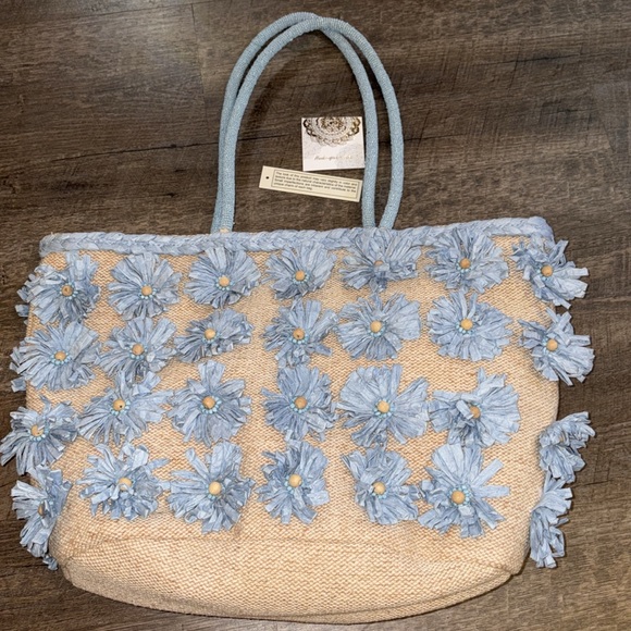 Beautifully Beaded Tote - Picture 6 of 8